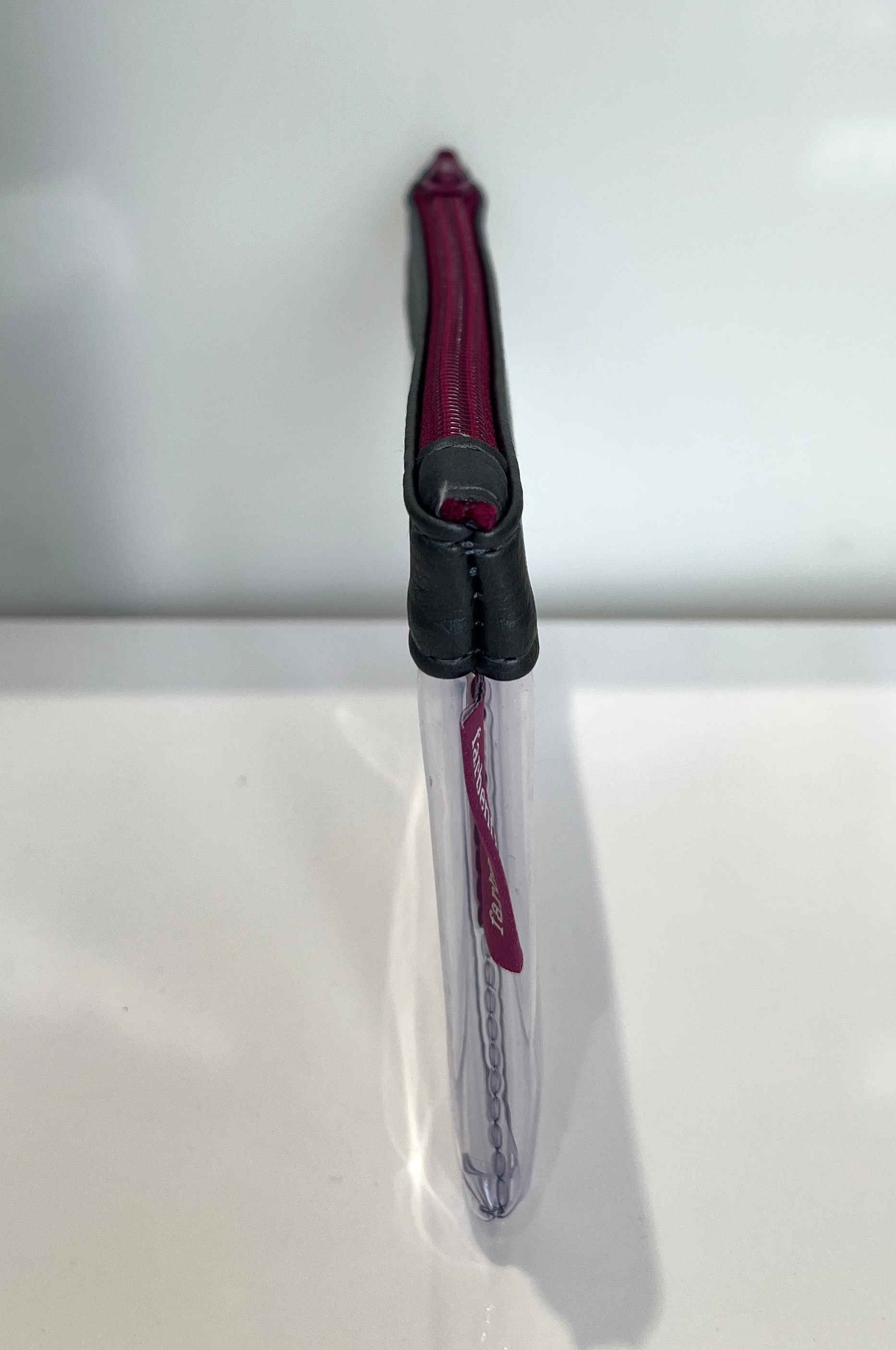 Toilettentasche, flach, transparent silber