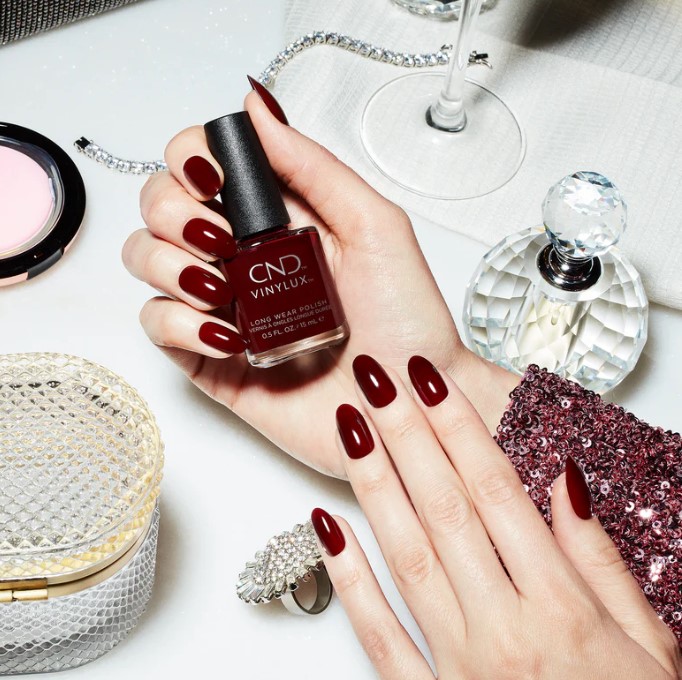 Vinylux Signature Lipstick, 390