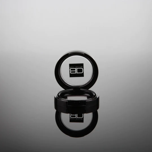 Einzelne Dose mit Klappdeckel