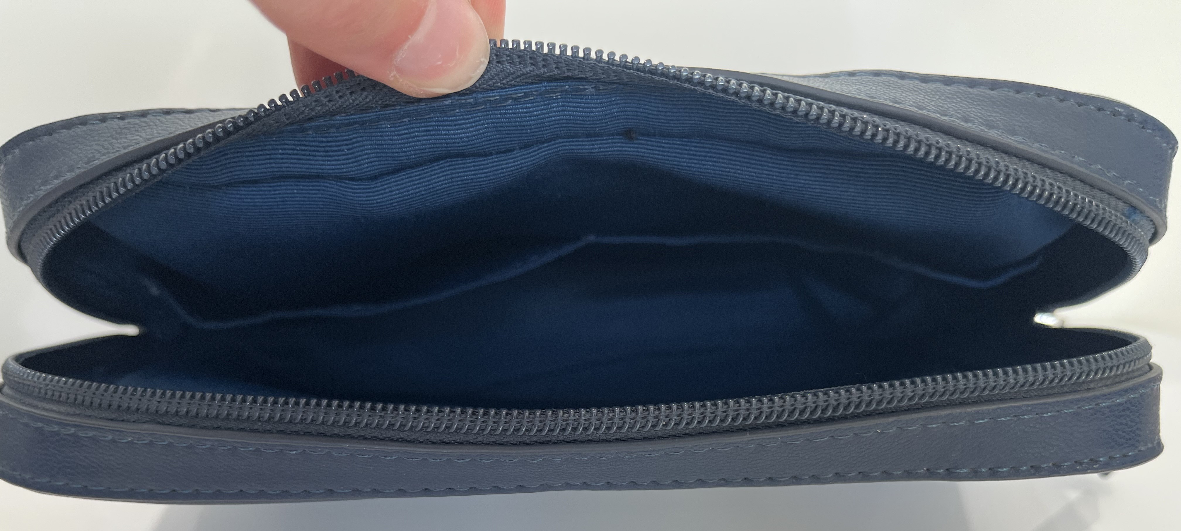 Nuori Toilettentasche Leder, dunkelblau