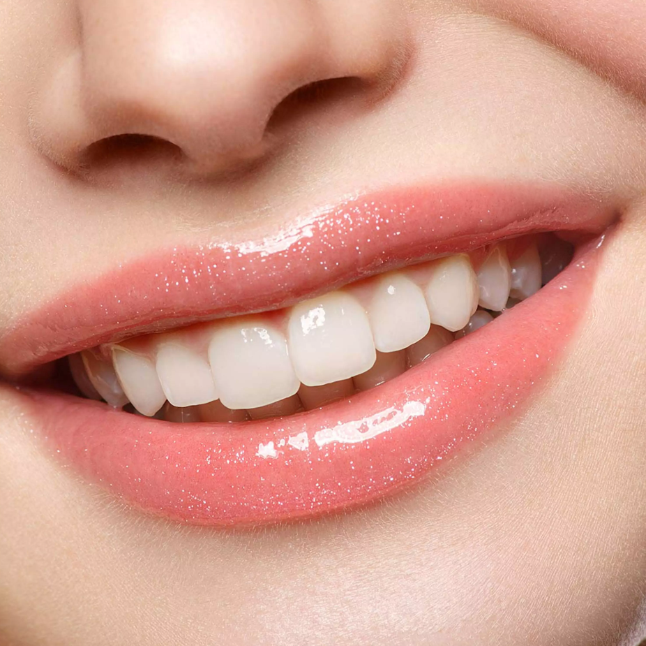 Luscious Lips 326 Main Attraction